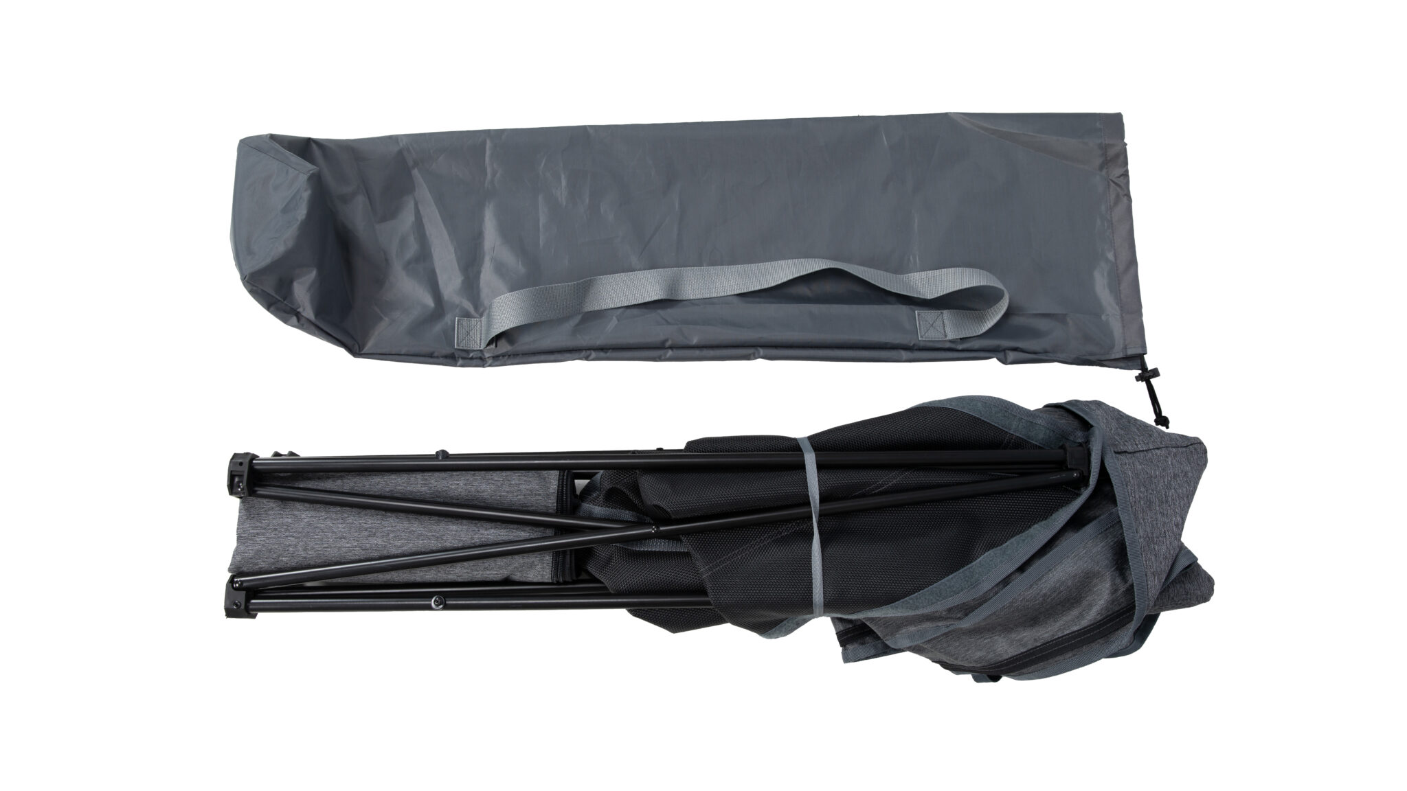 Zusammenklappbarer Campingstuhl in Transporttasche.