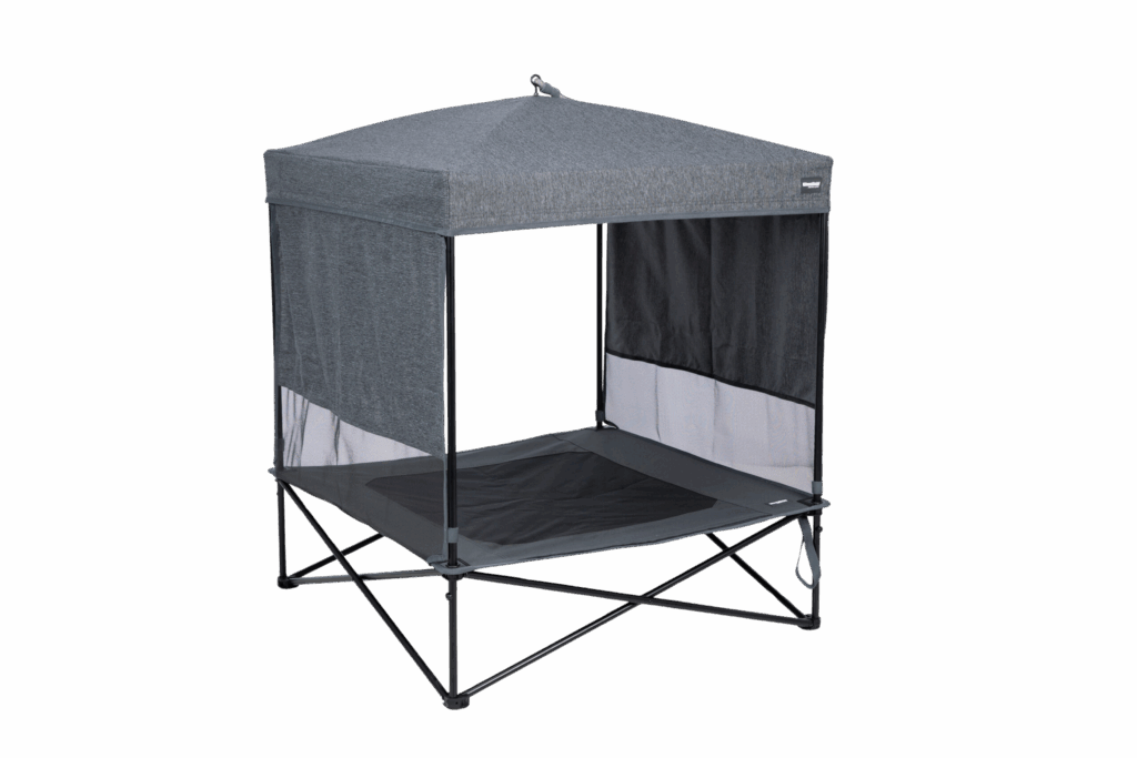 Klappbares graues Zelt mit Netzseiten.